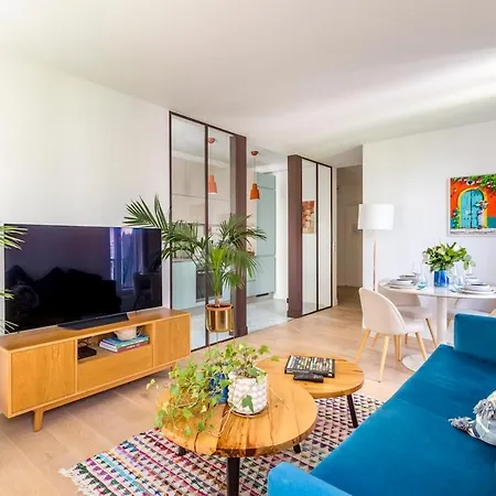 Cozy Charming Trocadero Paříž