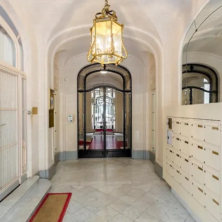 Cozy Charming Trocadero Apartmán *