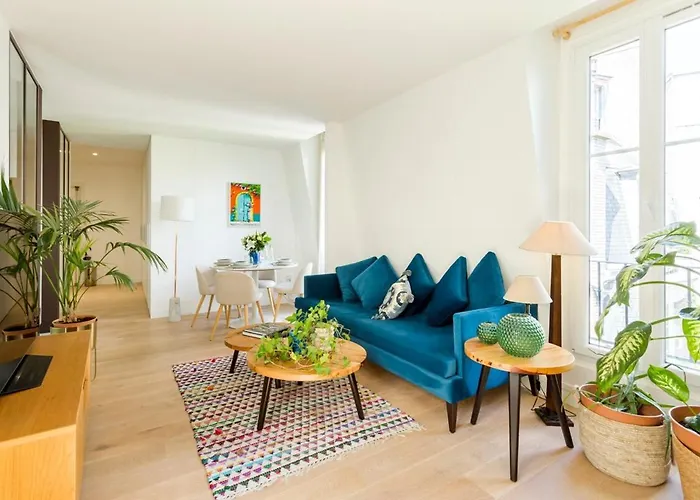 Boi Cozy Charming Trocadero * 파리