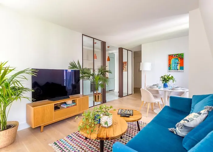Boi Cozy Charming Trocadero 파리